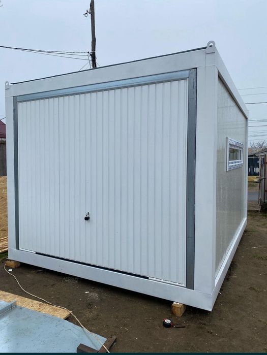 Vând containare modulare