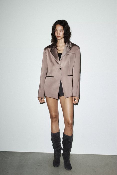 Сатенен блейзър/сако на Zara с гол гръб, размер  М, нов с етикет