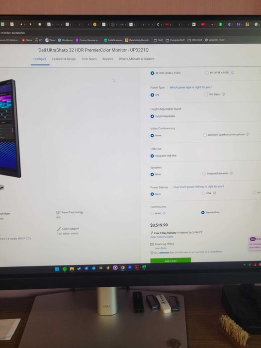 Професионален 32" 4K монитор Dell UP3221Q – с изключителни цветове
