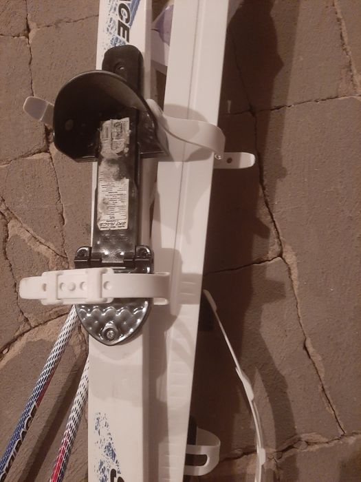 Лыжи детские белые