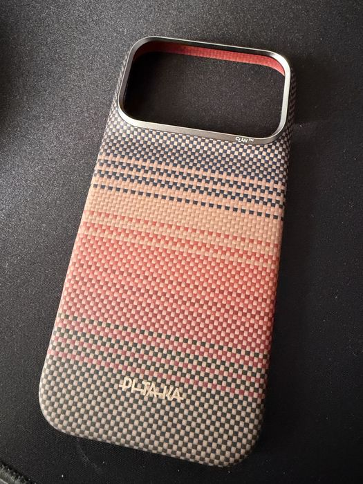 Husa Pitaka edge Sunset iphone 17 pro 18 pro