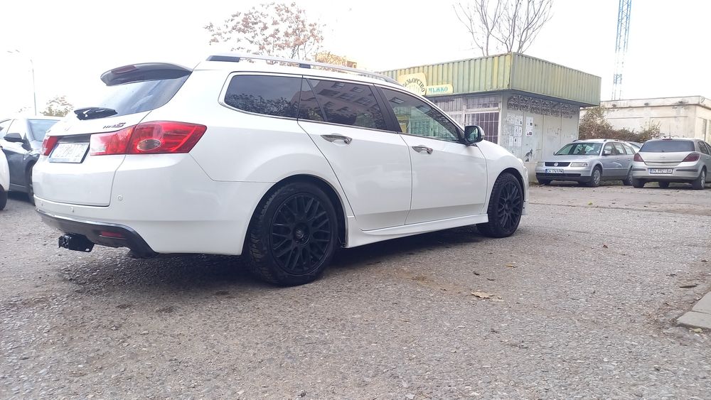 18' Barracuda Karizzma 5х114,3+зимни Unroyal Winter expert 235\45