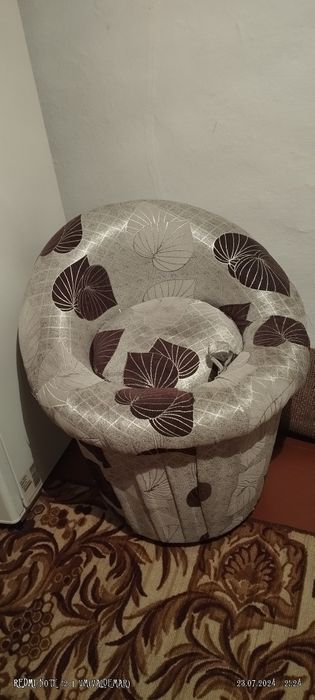 Пуфик  Продам б\у