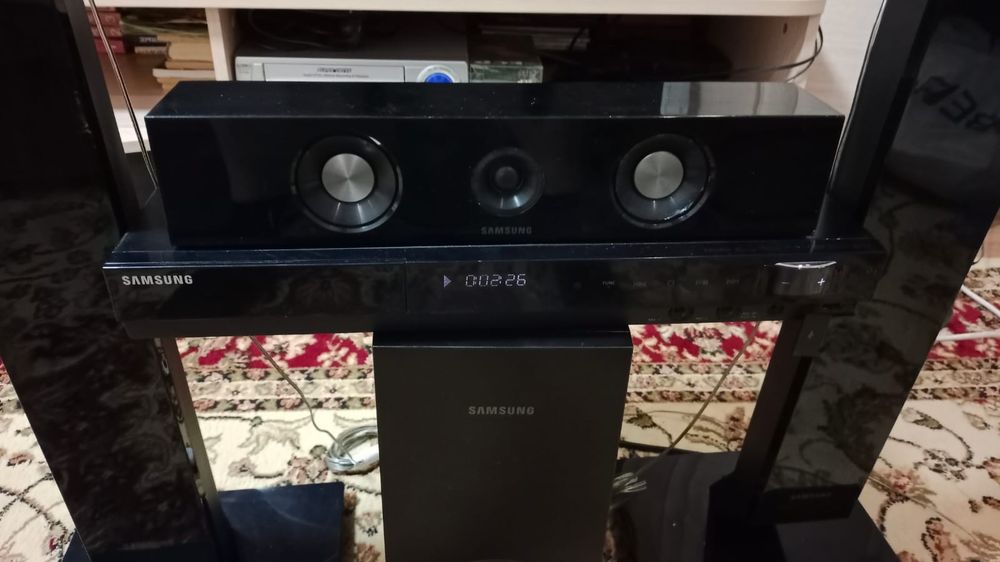 Домашний кинотеатр samsung.