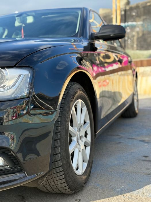 Vând Audi A4 Berlina 2.0TDI Euro 5 -S-Line-