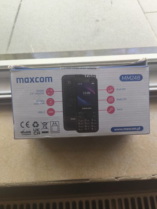 Telefon mobil Maxcom