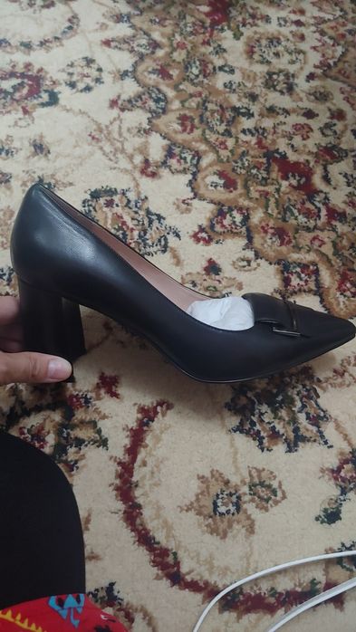 Туфли Basconi сатылады