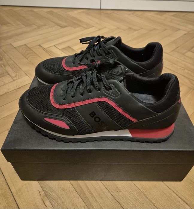 НАМАЛЕНИЕ! Оригинални мъжки маратонки / обувки Hugo Boss - 43 номер