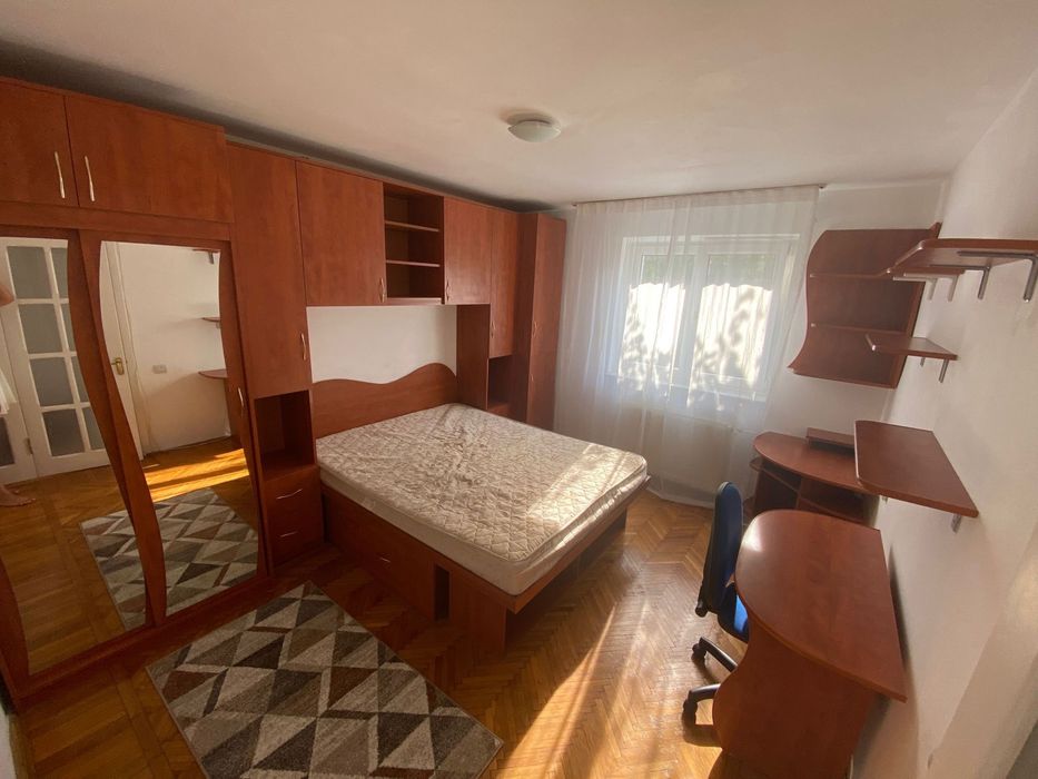 Vand garsoniera Hanul Haiducilor 25m2 etaj 2/4