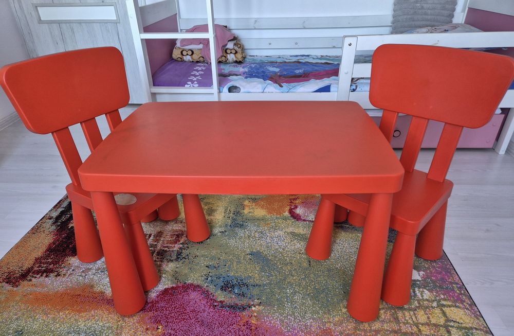 Masa si 2 scaune Ikea copii stare f buna