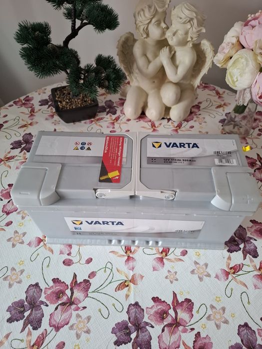 Vând baterie VARTA SILVER Dynamic 12 v 110 Ah 920 A