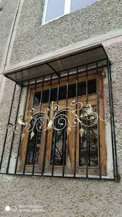 Reshotka panjara darvoza