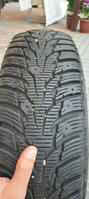 Срочно продам шины 175/70 R 13.