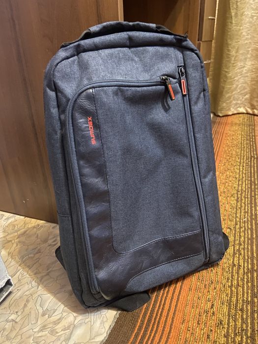 Рюкзак Sumdex в отличном состоянии - стильный и практичный!