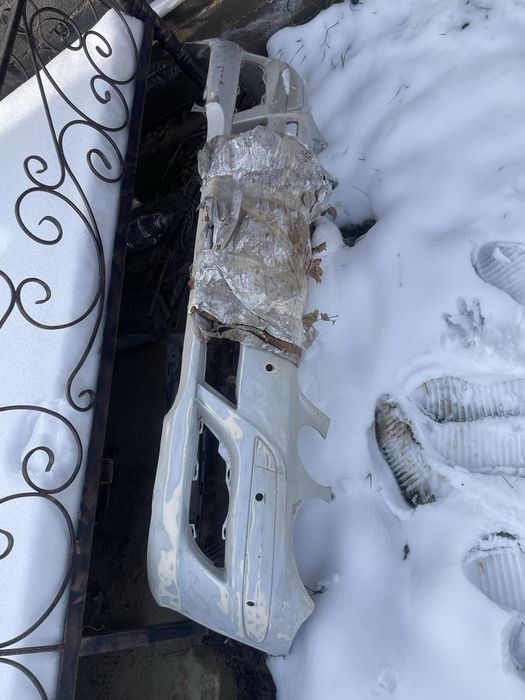 Передни бампер мерс 211 рест