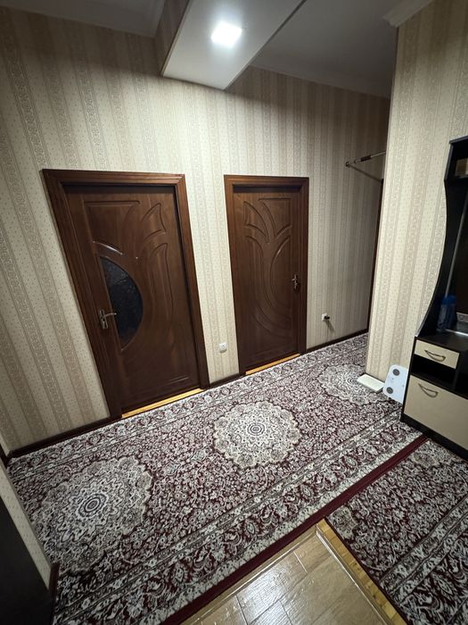 Чилонзор 8-кв 3-хонали уй