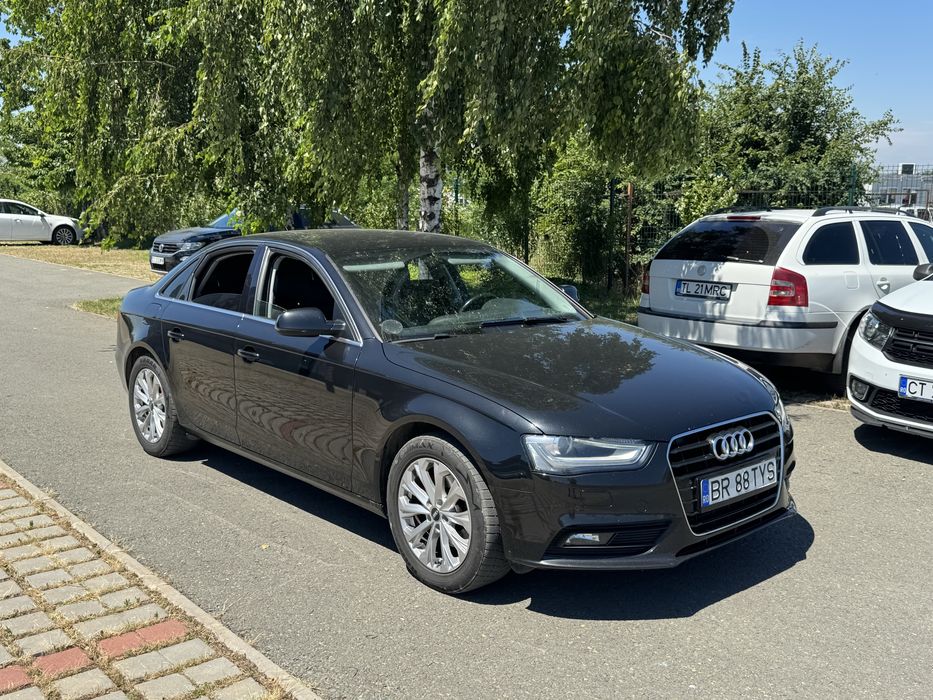 AUDI A4 2012 — imagine 2