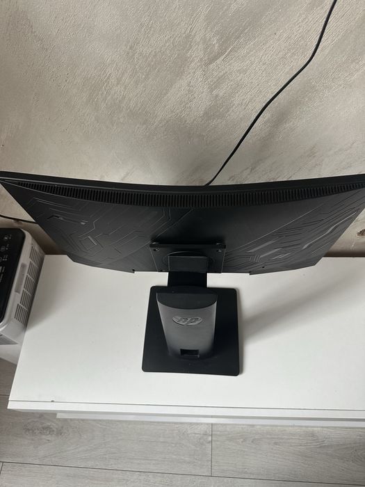 Monitor HP 144hz 24 inch