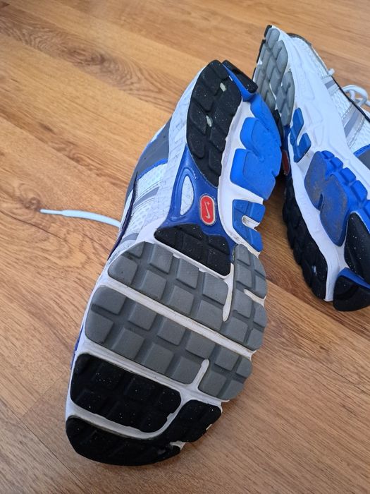 Маратонки Nike Strukture 13/43