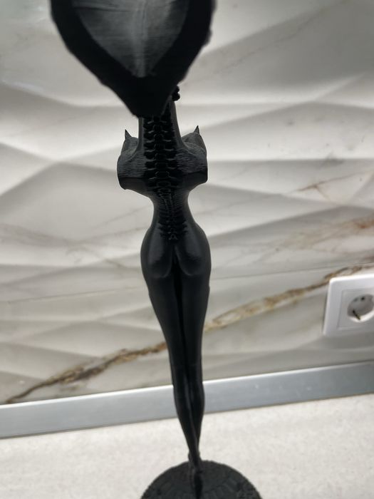 Statuie 3D printed inspirata de HR Giger 47cm