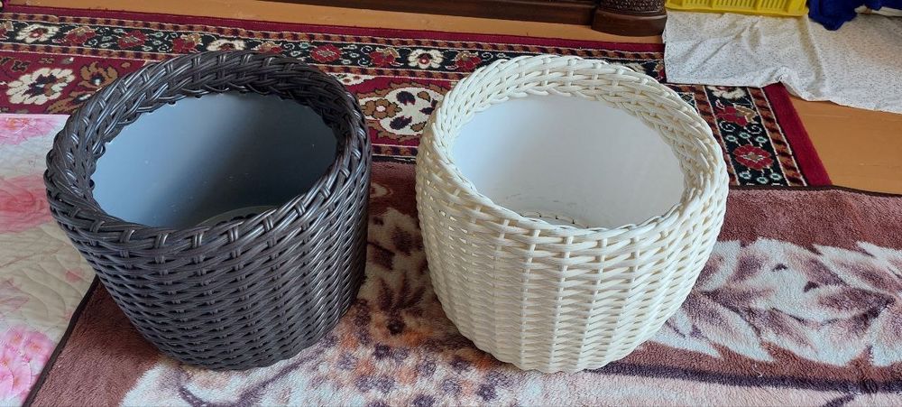 Горшки для цветов