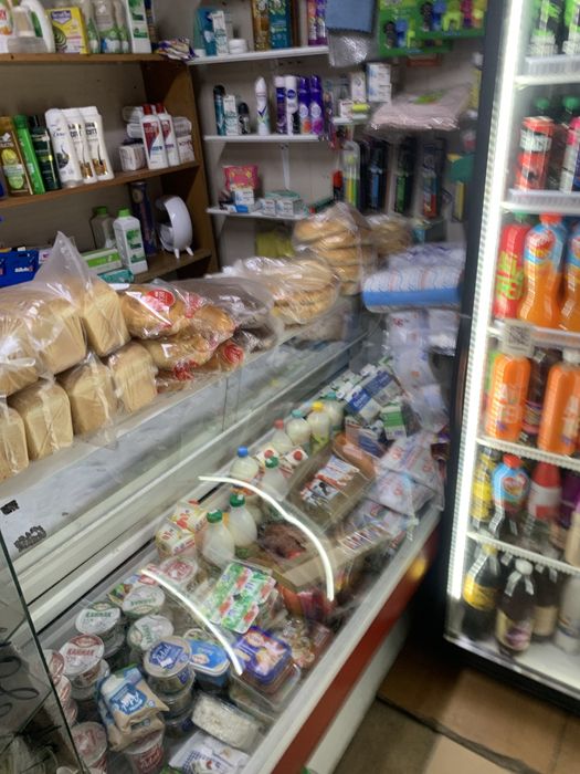 Продам Холодильник Витринный