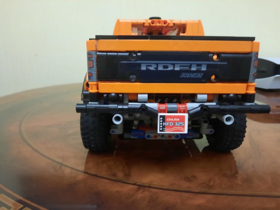 Форд раптор лего техника