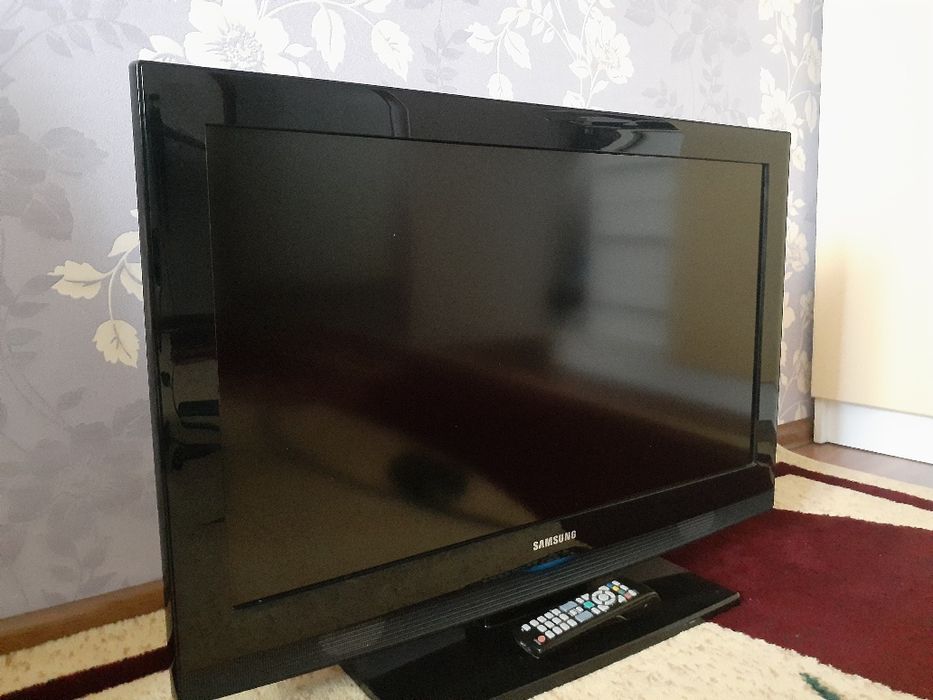 Телевизор Samsung