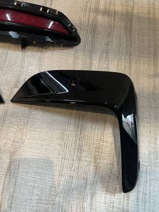 Bmw g 20 решетка халогени праг остатъчни части