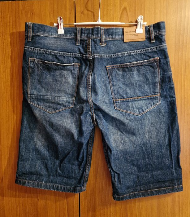 Pantaloni scurti Pull&bear NOI