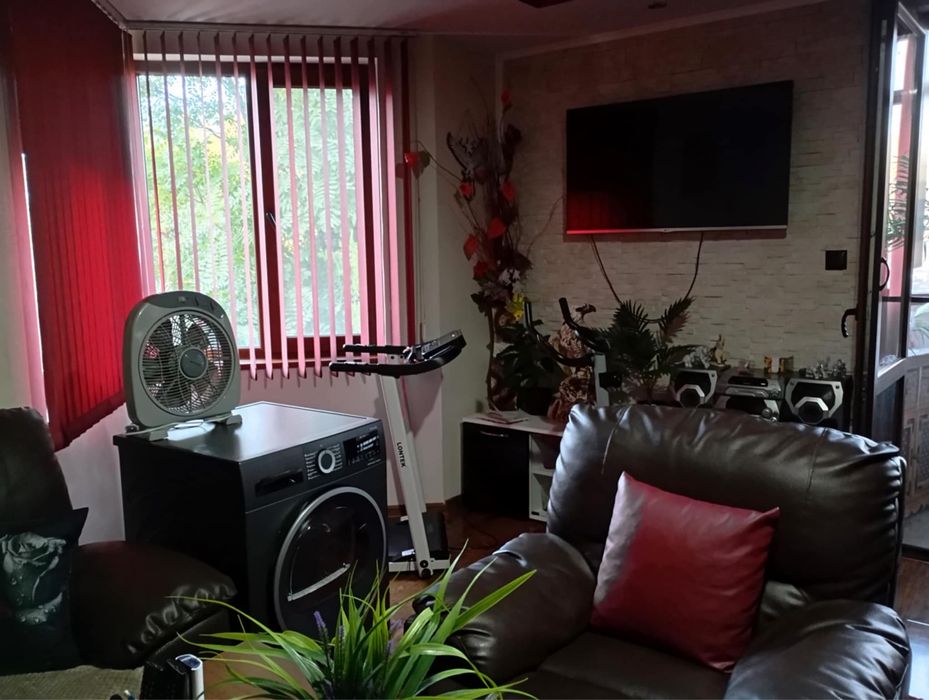 Продава се Тристаен апартамент в Разград, Бели Лом - 76 кв.м за 2349 €/кв.м - Снимка #10