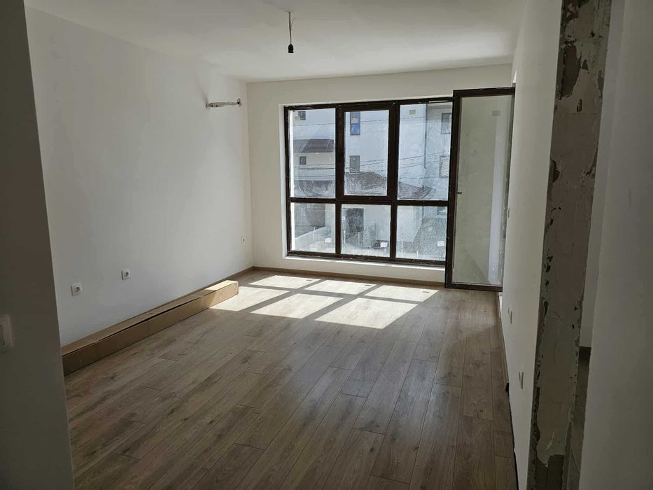 Продава се Тристаен апартамент в Варна, Бриз - 84 кв.м за 1306 €/кв.м - Снимка #10