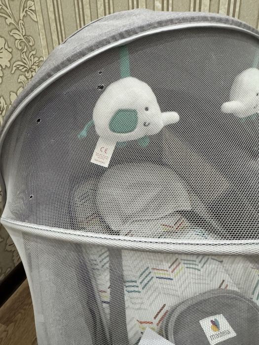 Продам шизлонг качалку Mastela