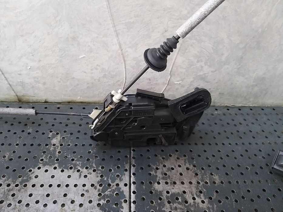 Broasca usa dreapta fata skoda fabia 3 nj3 6v1837016a