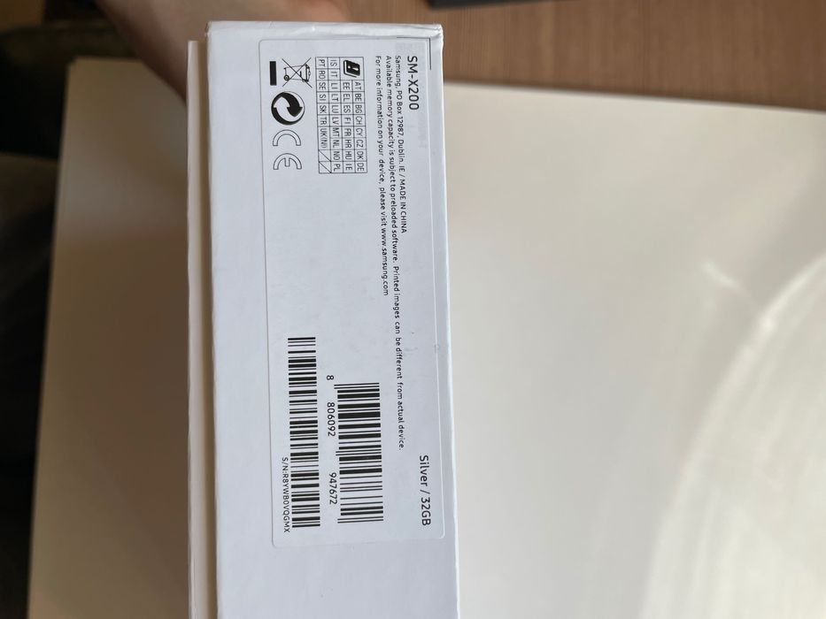 таблет SAMSUNG GALAXY TAB A8 нов, с включена кутия, калъф и клавиатура