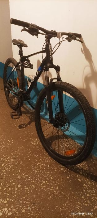 Продаётся велосипед Giant