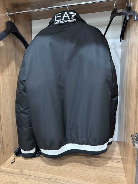 Мужская куртка  модная