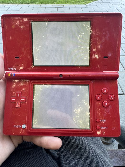 Продам Nintendo dsi