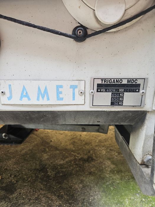 Remorca cort Trigano Jamet
