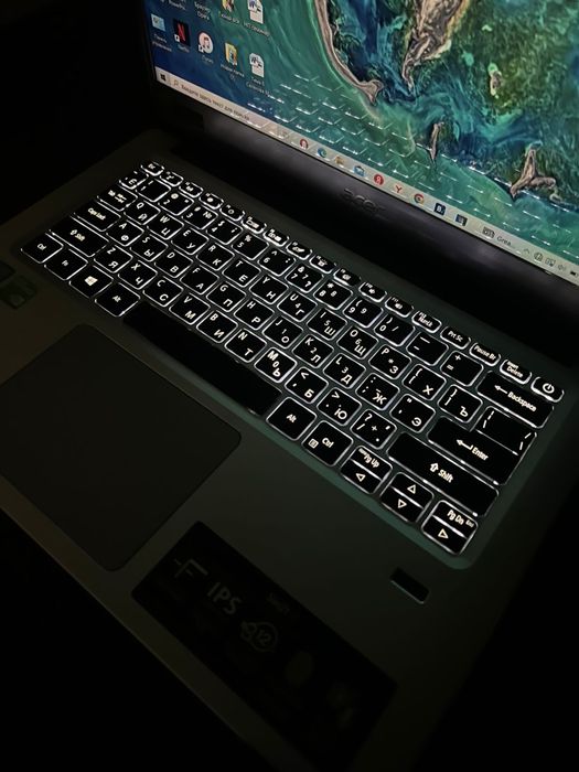 Продается ноутбук в идеальном состоянии!