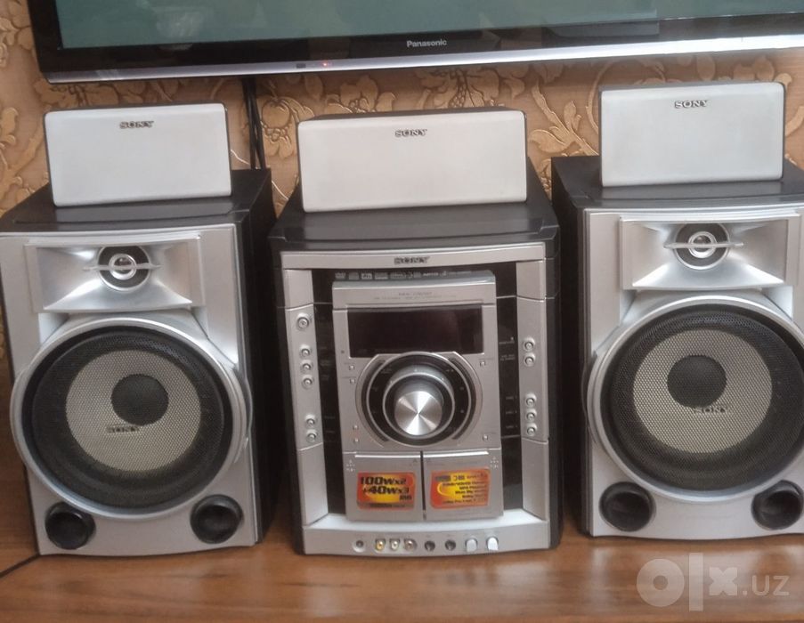 Музыкальный центр SONY. DVD, 5.2 dolby sound, домашний кинотеатр..