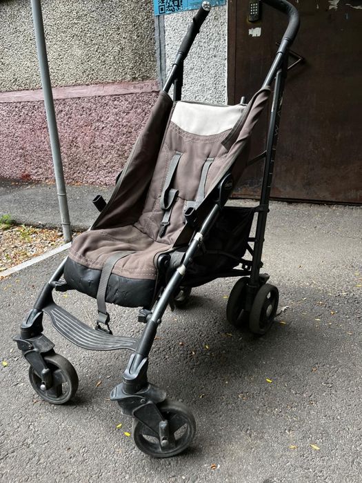 Продам коляску chicco