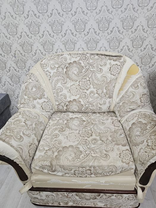 Диван б/у бесплатно