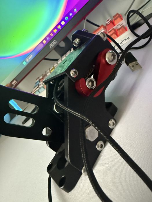 Frana de mana pentru simulatoare de gaming