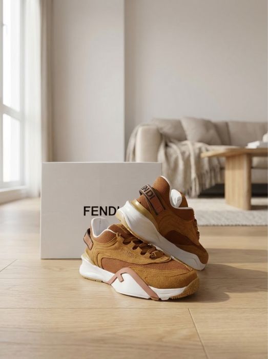 F  E N D I Flow Low Top Maro