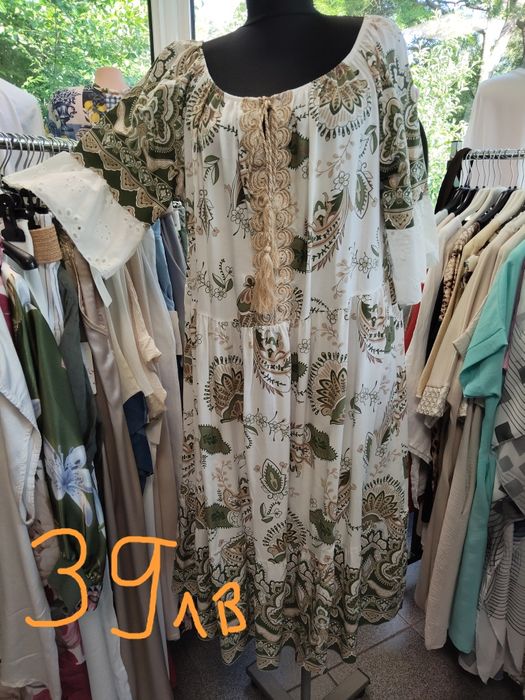 Дамски рокли, различни модели