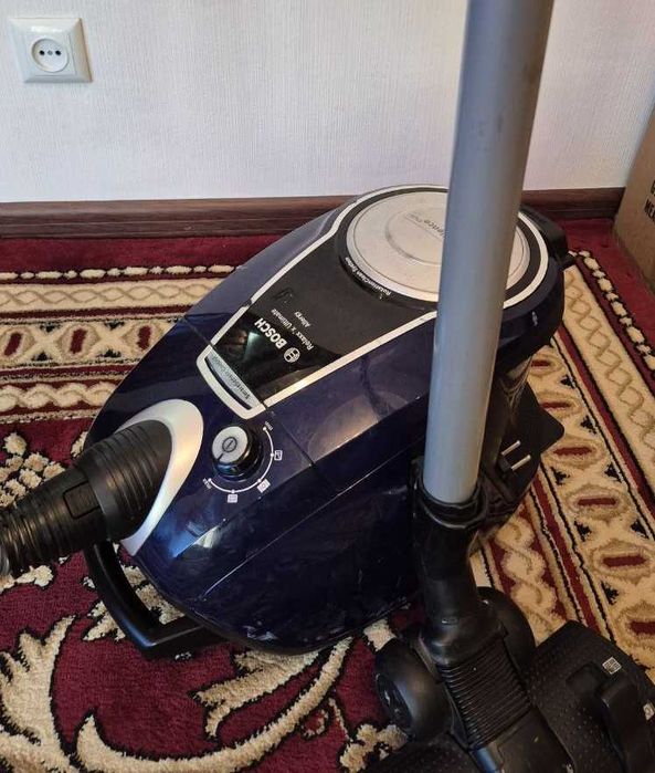 Продам пылесос Bosch