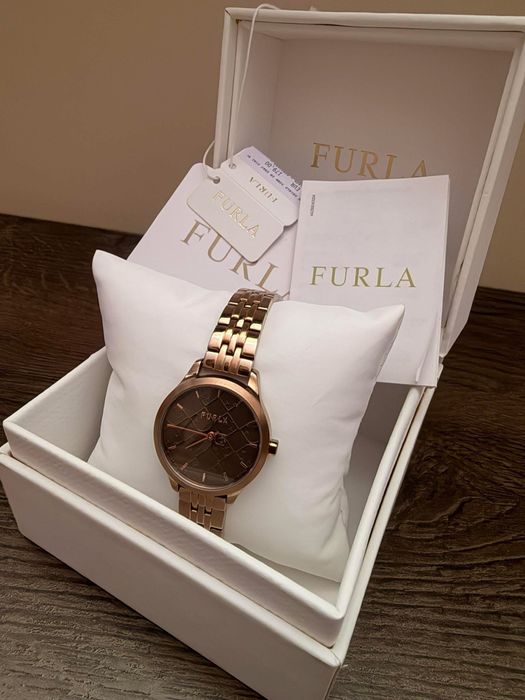 Дамски часовник - златист, Furla