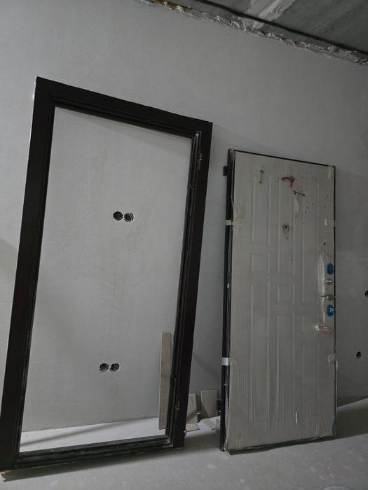 продам входную дверь Ferroni Гарда.