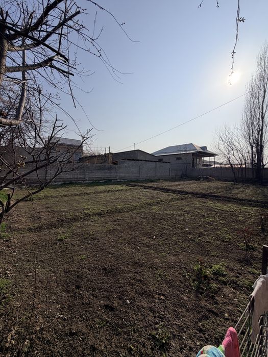 Yer sotiladi 6 Sotix Sotixi 11.000$